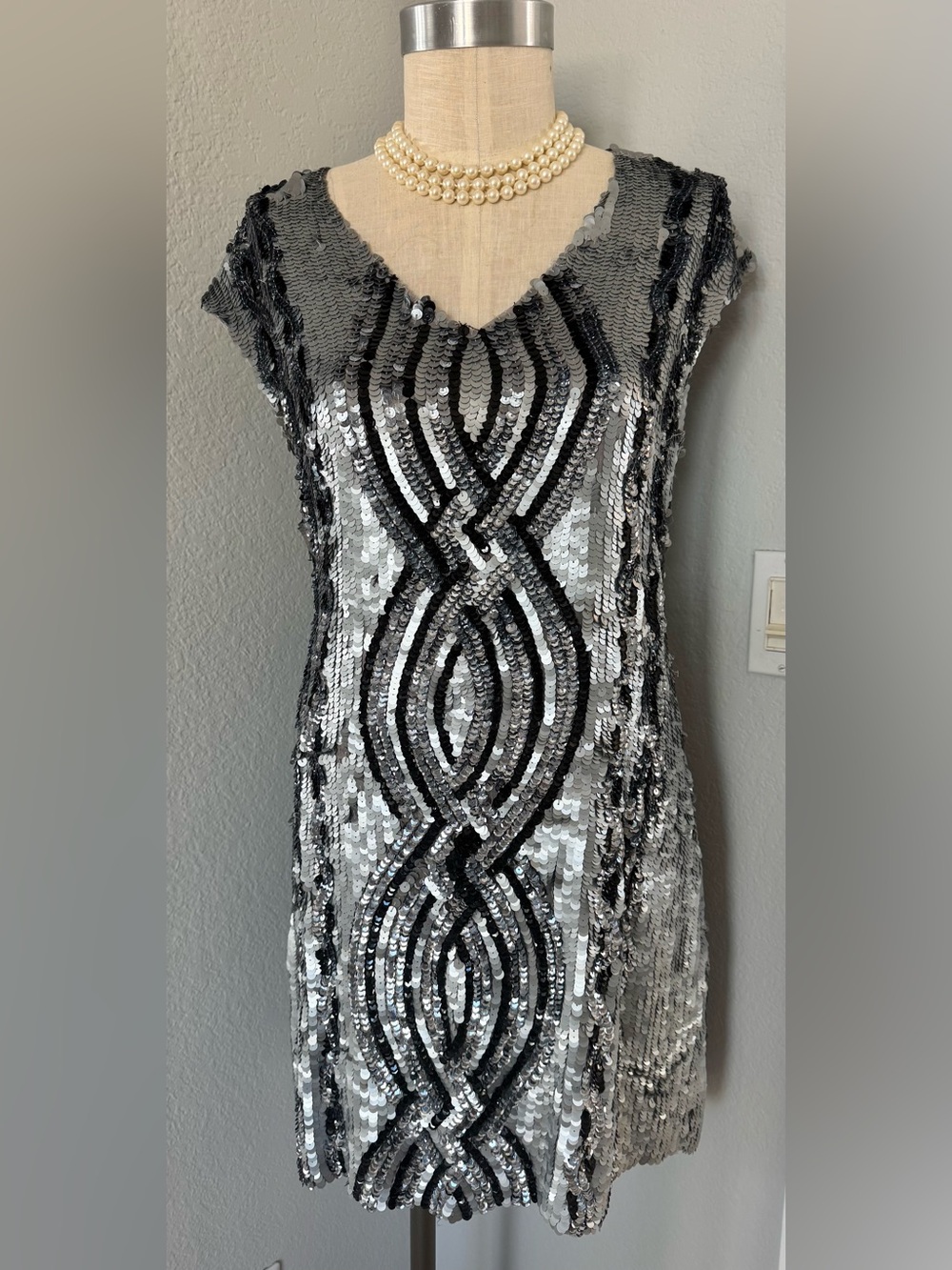 Tracy Reese 100% Silk Sequin Dress